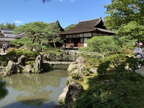 jardines de Gynkaku-ji kioto